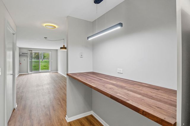 764 TERRACE Court A, Elgin, IL 60120