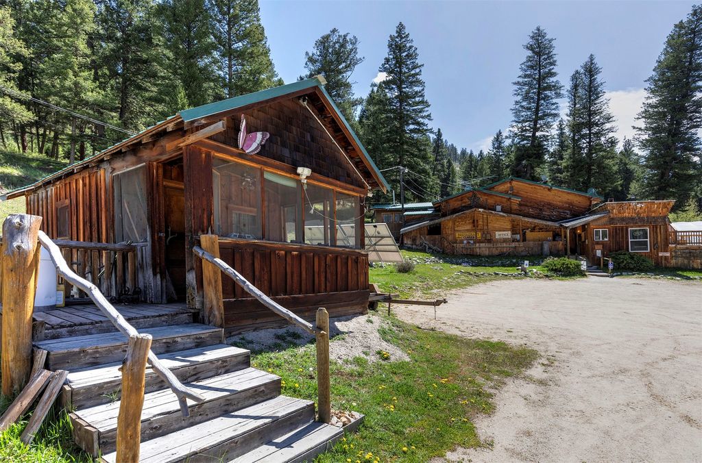 283 Lost Trail Hot Springs Road, Sula, MT 59871 photo 27