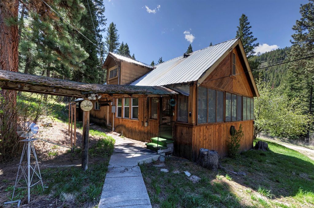 283 Lost Trail Hot Springs Road, Sula, MT 59871 photo 32