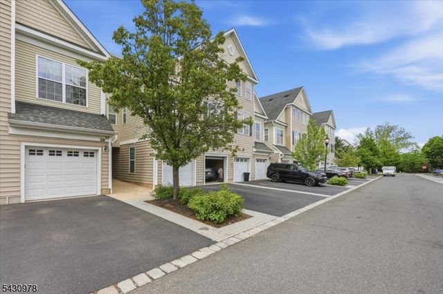 27 Patriots Path, South Bound Brook Boro, NJ 08880