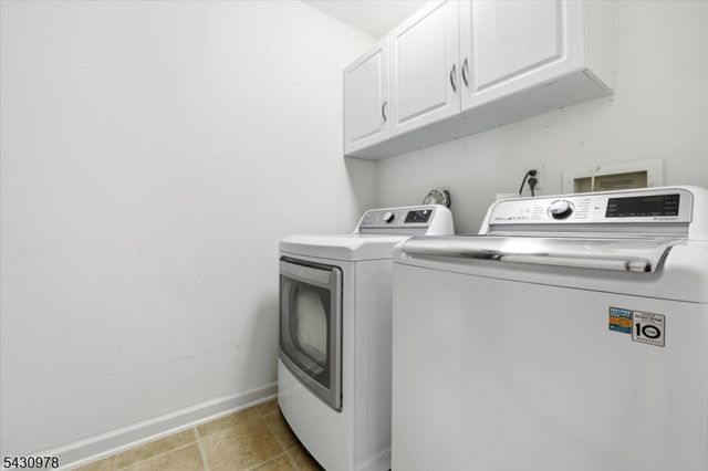 27 Patriots Path, South Bound Brook Boro, NJ 08880