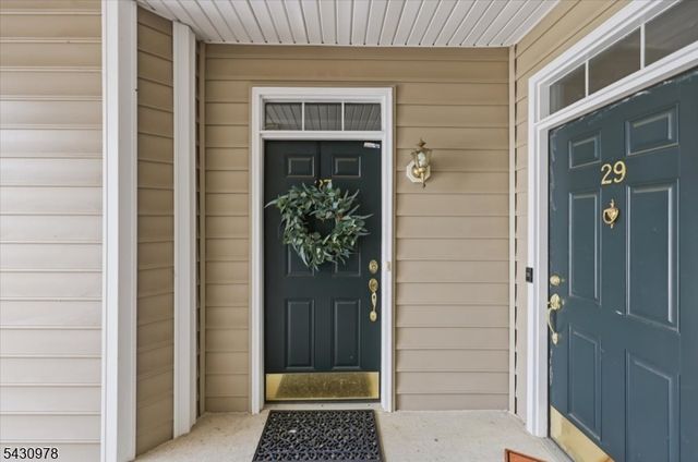 27 Patriots Path, South Bound Brook Boro, NJ 08880