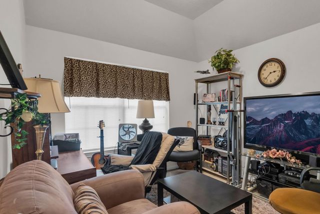 3709 Sunset Circle, Montgomery, TX 77356