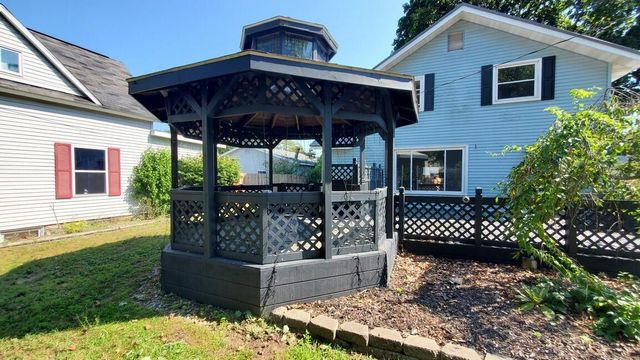 2569 Harding Avenue, Muskegon, MI 49441