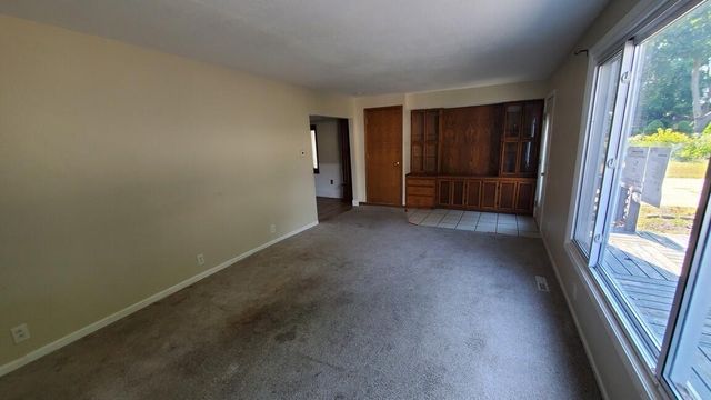 2569 Harding Avenue, Muskegon, MI 49441