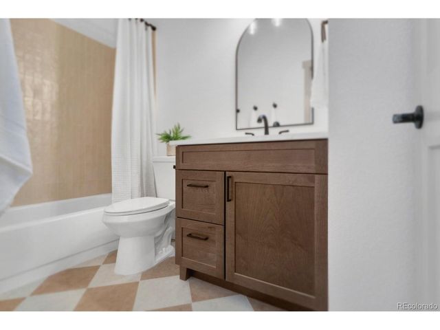 8783 Allison Dr D, Arvada, CO 80005