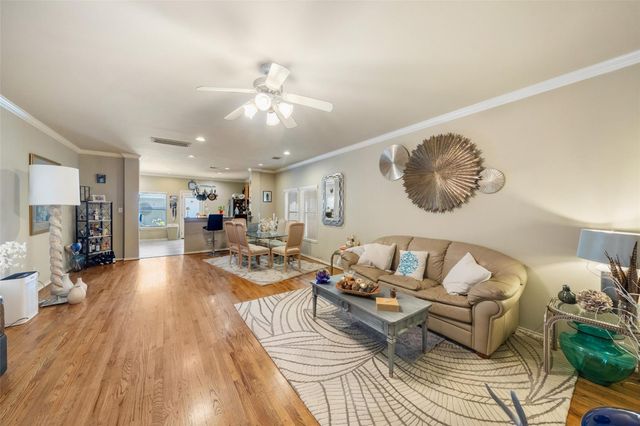 544 W 27th Street, Houston, TX 77008