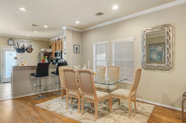 544 W 27th Street, Houston, TX 77008