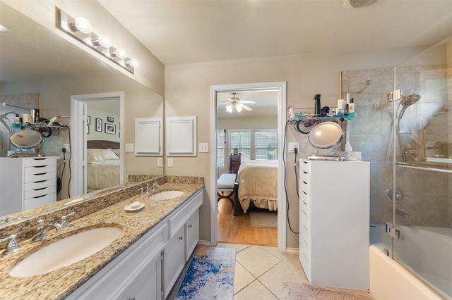 544 W 27th Street, Houston, TX 77008