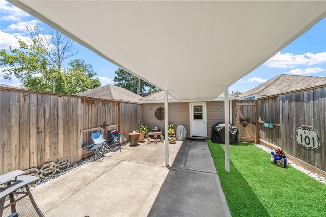 544 W 27th Street, Houston, TX 77008