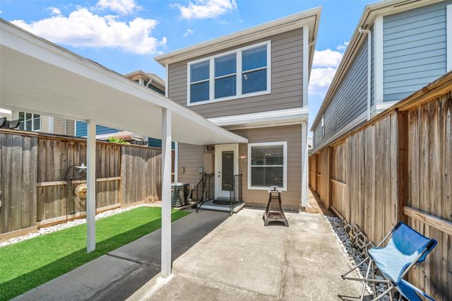 544 W 27th Street, Houston, TX 77008