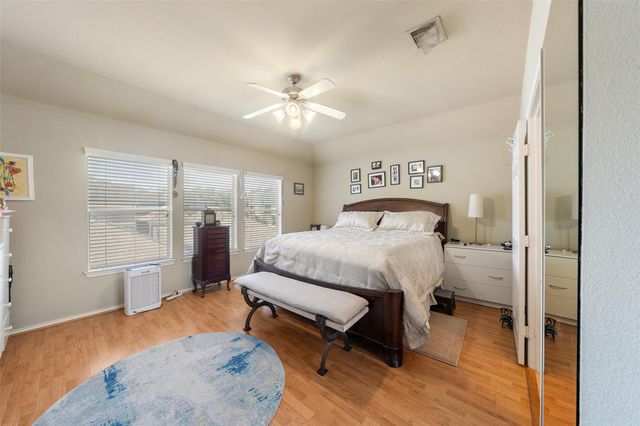 544 W 27th Street, Houston, TX 77008