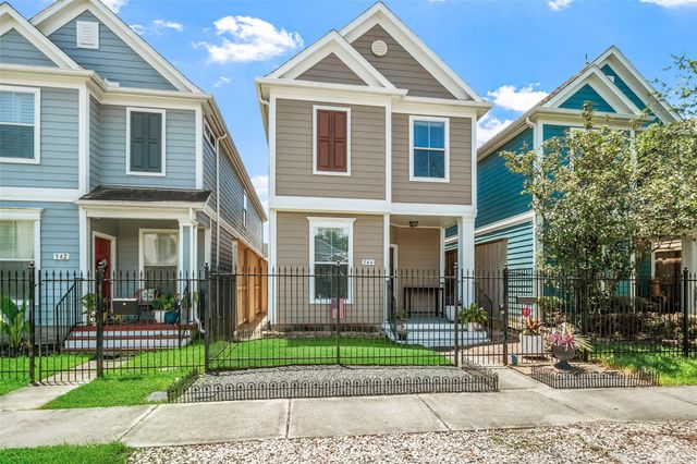 544 W 27th Street, Houston, TX 77008