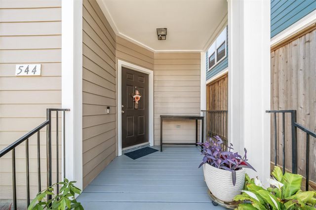 544 W 27th Street, Houston, TX 77008