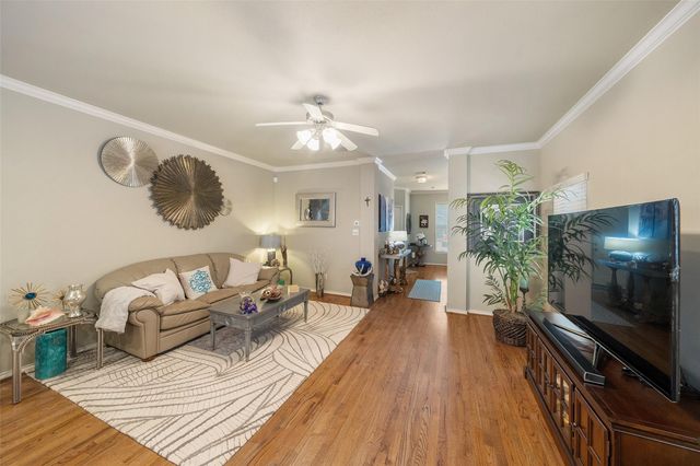 544 W 27th Street, Houston, TX 77008