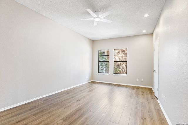 11001 Wurzbach Rd Apt 105, San Antonio, TX 78230