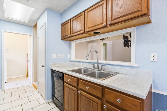 11001 Wurzbach Rd Apt 105, San Antonio, TX 78230