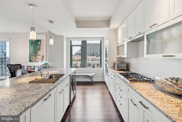 4960 FAIRMONT AVE #1501, Bethesda, MD 20814