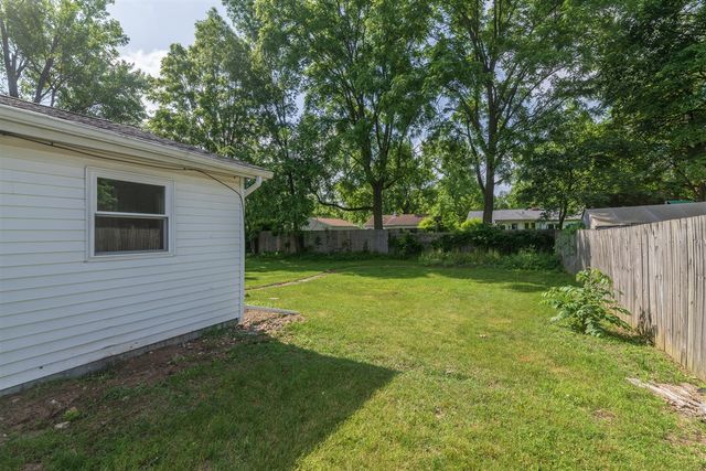 2222 Southern Avenue, Kalamazoo, MI 49001