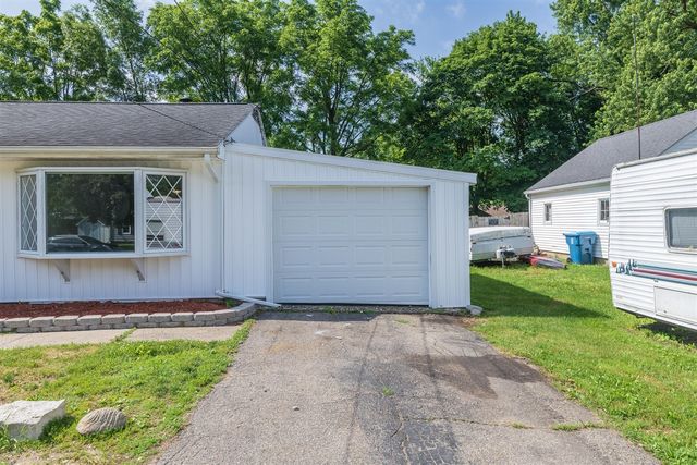 2222 Southern Avenue, Kalamazoo, MI 49001