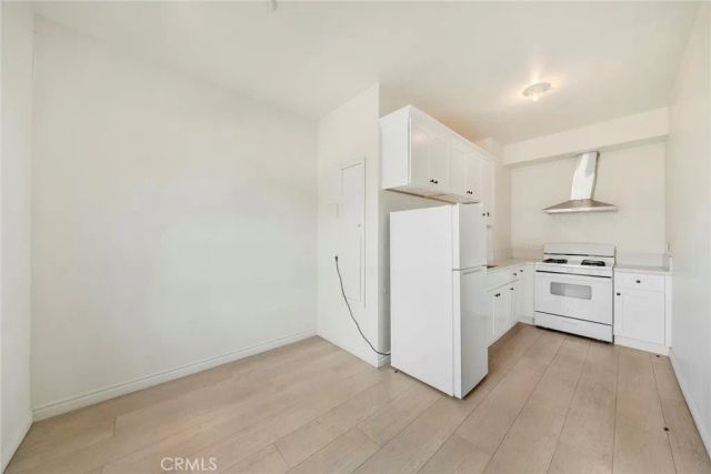 10706 Ohio, Los Angeles, CA 90024