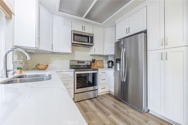 23540 Lampara, Valencia, CA 91355