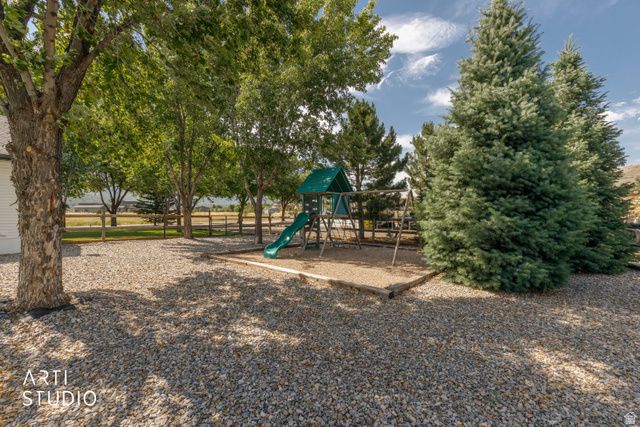 5186 N 3350 E, Eden, UT 84310