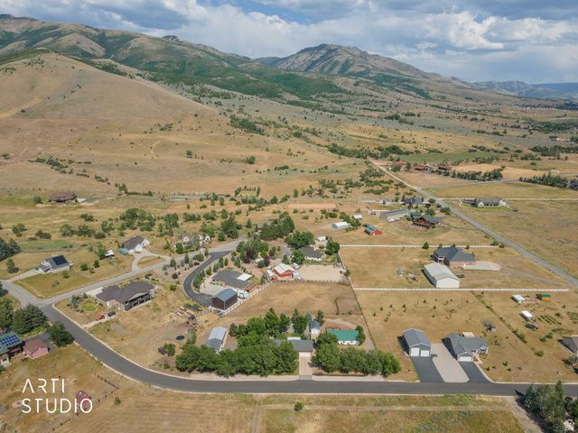 5186 N 3350 E, Eden, UT 84310
