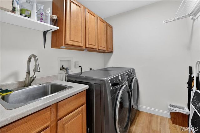 14318 Valley Meadow Court E, Chesterfield, MO 63017