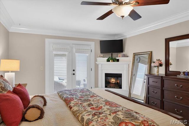 14318 Valley Meadow Court E, Chesterfield, MO 63017