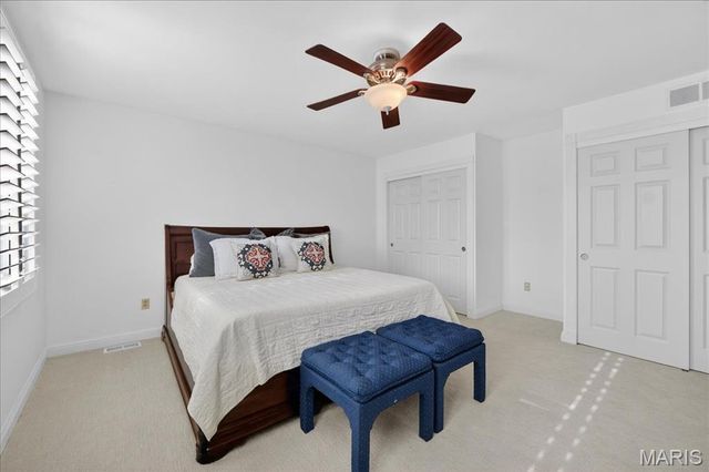 14318 Valley Meadow Court E, Chesterfield, MO 63017
