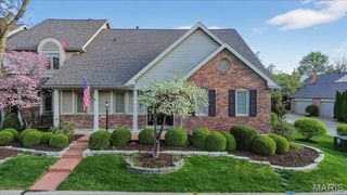 14318 Valley Meadow Court E, Chesterfield, MO 63017