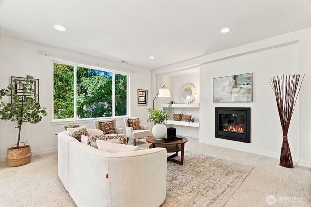 23808 SE 45th Terrace, Issaquah, WA 98029