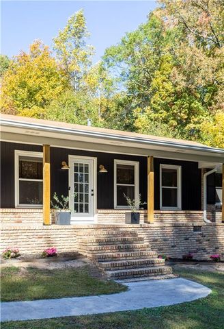 5925 Old Bill Cook Road, Atlanta, GA 30349