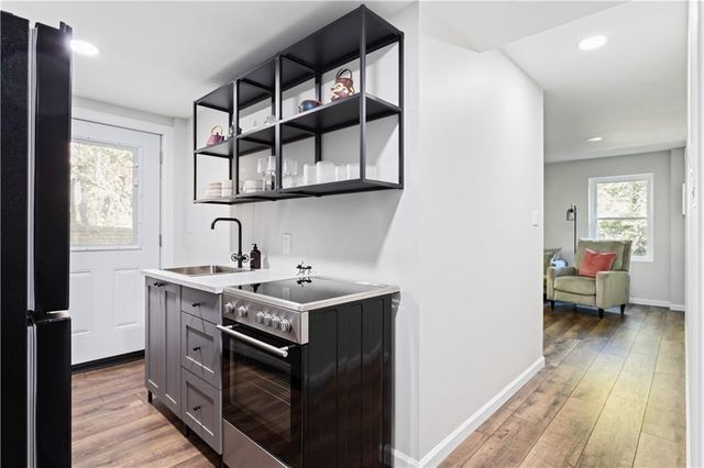 5925 Old Bill Cook Road, Atlanta, GA 30349