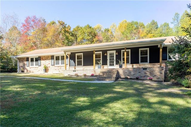 5925 Old Bill Cook Road, Atlanta, GA 30349