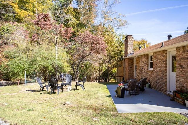 5925 Old Bill Cook Road, Atlanta, GA 30349