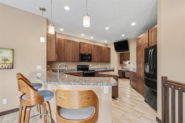 1160 S M 140, Watervliet, MI 49098