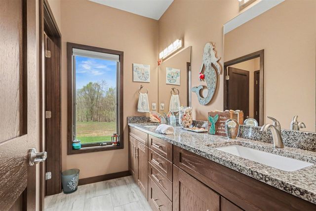 1160 S M 140, Watervliet, MI 49098