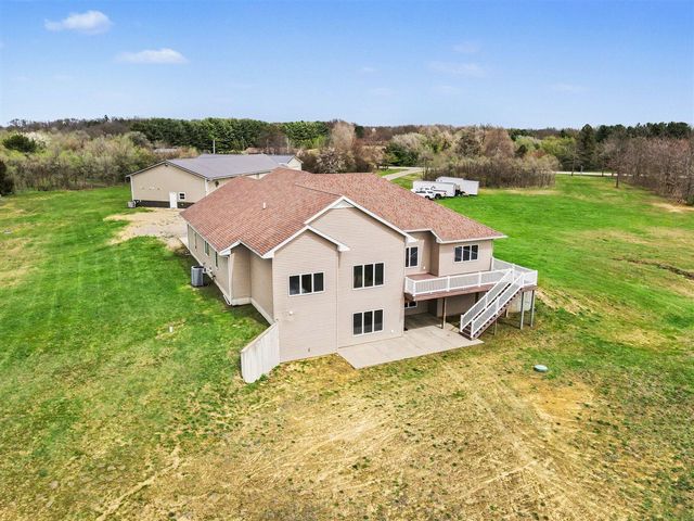 1160 S M 140, Watervliet, MI 49098