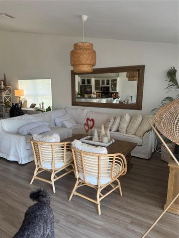 6389 NW 109th Ave 6389, Doral, FL 33178