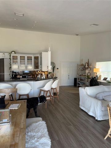 6389 NW 109th Ave 6389, Doral, FL 33178