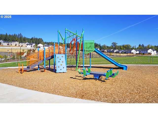 16954 Sw LORIKEET Ln, Beaverton, OR 97007