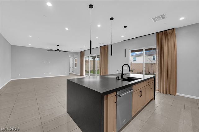 10190 Bismarck Palms Avenue, Las Vegas, NV 89166