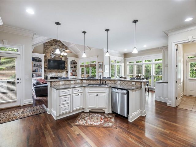 2352 Crimson King Drive, Braselton, GA 30517