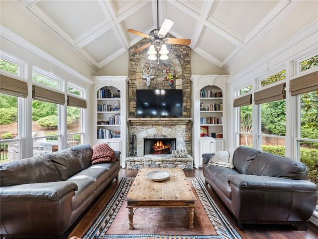 2352 Crimson King Drive, Braselton, GA 30517