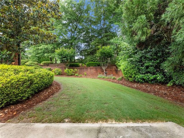 2352 Crimson King Drive, Braselton, GA 30517