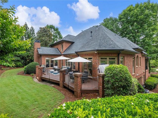 2352 Crimson King Drive, Braselton, GA 30517