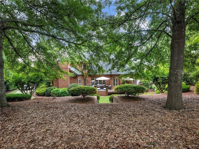 2352 Crimson King Drive, Braselton, GA 30517