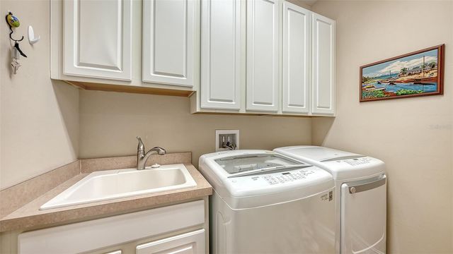 1051 BRADBERRY DRIVE, Nokomis, FL 34275